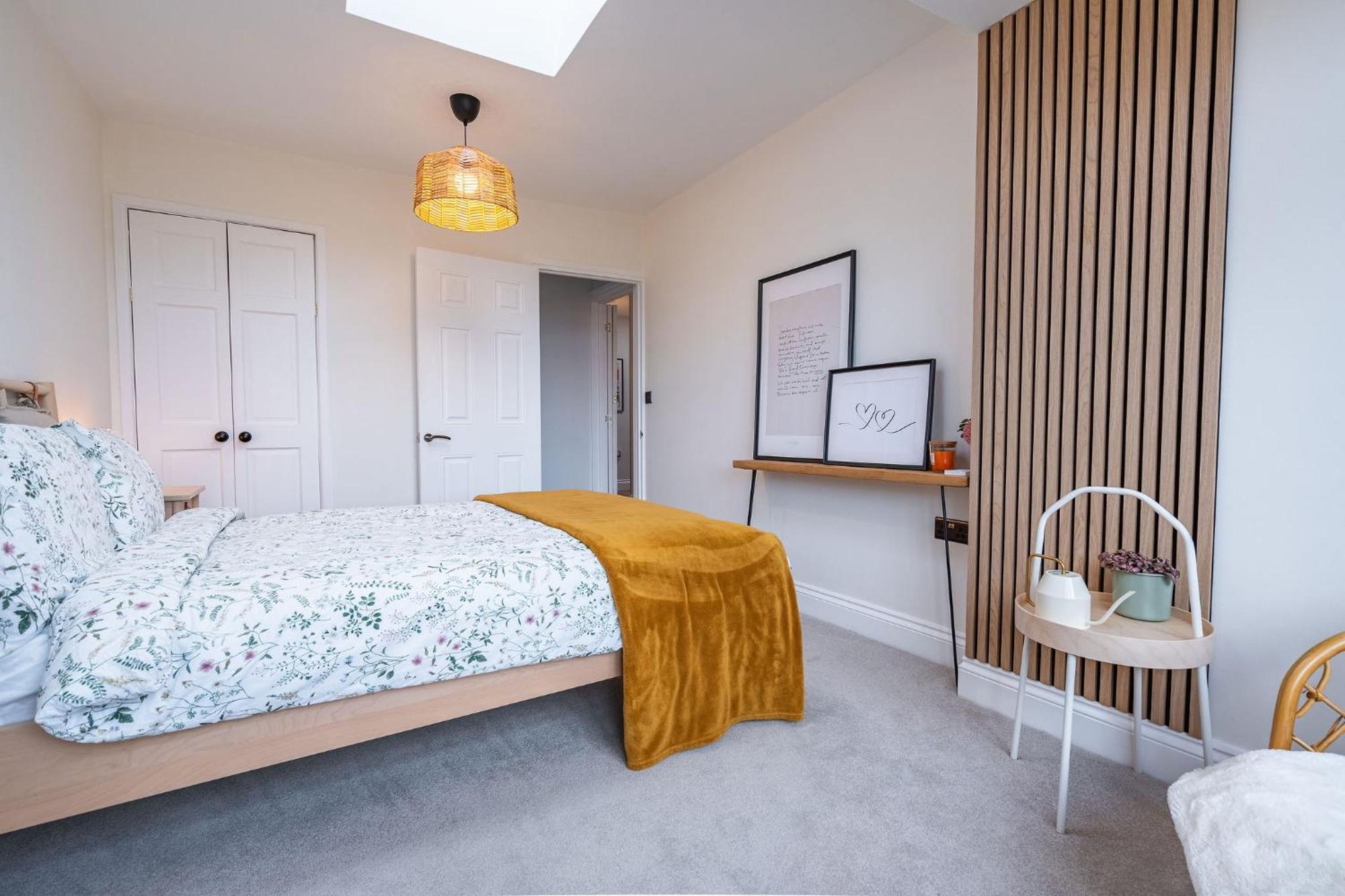Nature Inspired Bungalow With 3 Rooms - 10 Mins From Manchester Airport Timperley Exteriör bild
