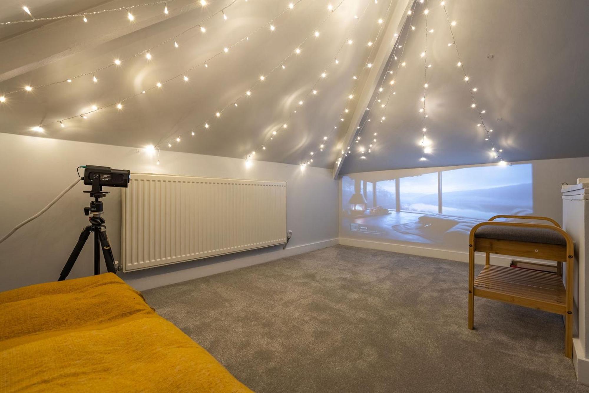 Nature Inspired Bungalow With 3 Rooms - 10 Mins From Manchester Airport Timperley Exteriör bild